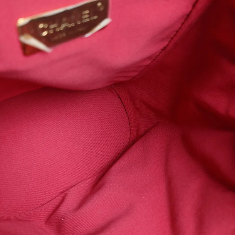 Chanel Backpack19Bag Backpack Black Lambskinmini22 × 16 × 26 cm — detail view 11 of 12