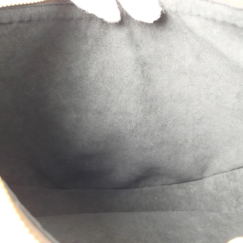 Louis Vuitton Shoulder Bag COOKIE Monogram PVC BB 28.5 × 5 × 19 cm — detail view 13 of 13