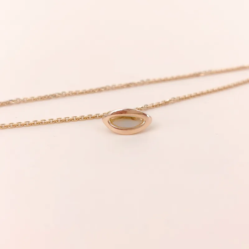 Bvlgari Bracelet DIVAS’ DREAM Collection White Mother-of-Pearl Bracelet Rose Gold 18KR ose Gold Pearl One Size 17cm — cover view 4 of 6