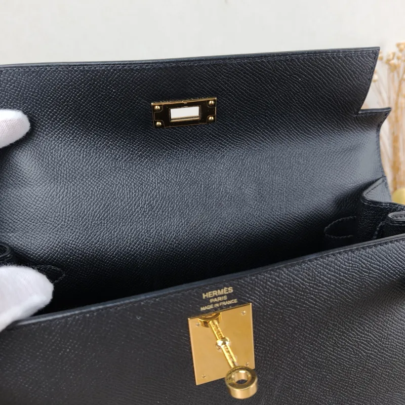Hermès Shoulder Bag Kelly 28 Gold-Tone Hardware 89Black Epsom Calfskin Medium 28 × 10 × 22 cm C — detail view 12 of 13