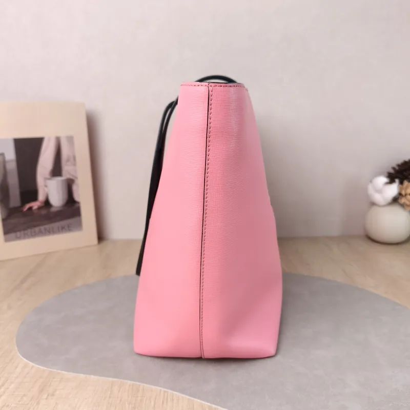 FENDI Top Handle Bag Top Handle Bag Pink Calfskin 35 × 14 × 27 cm — detail view 12 of 13