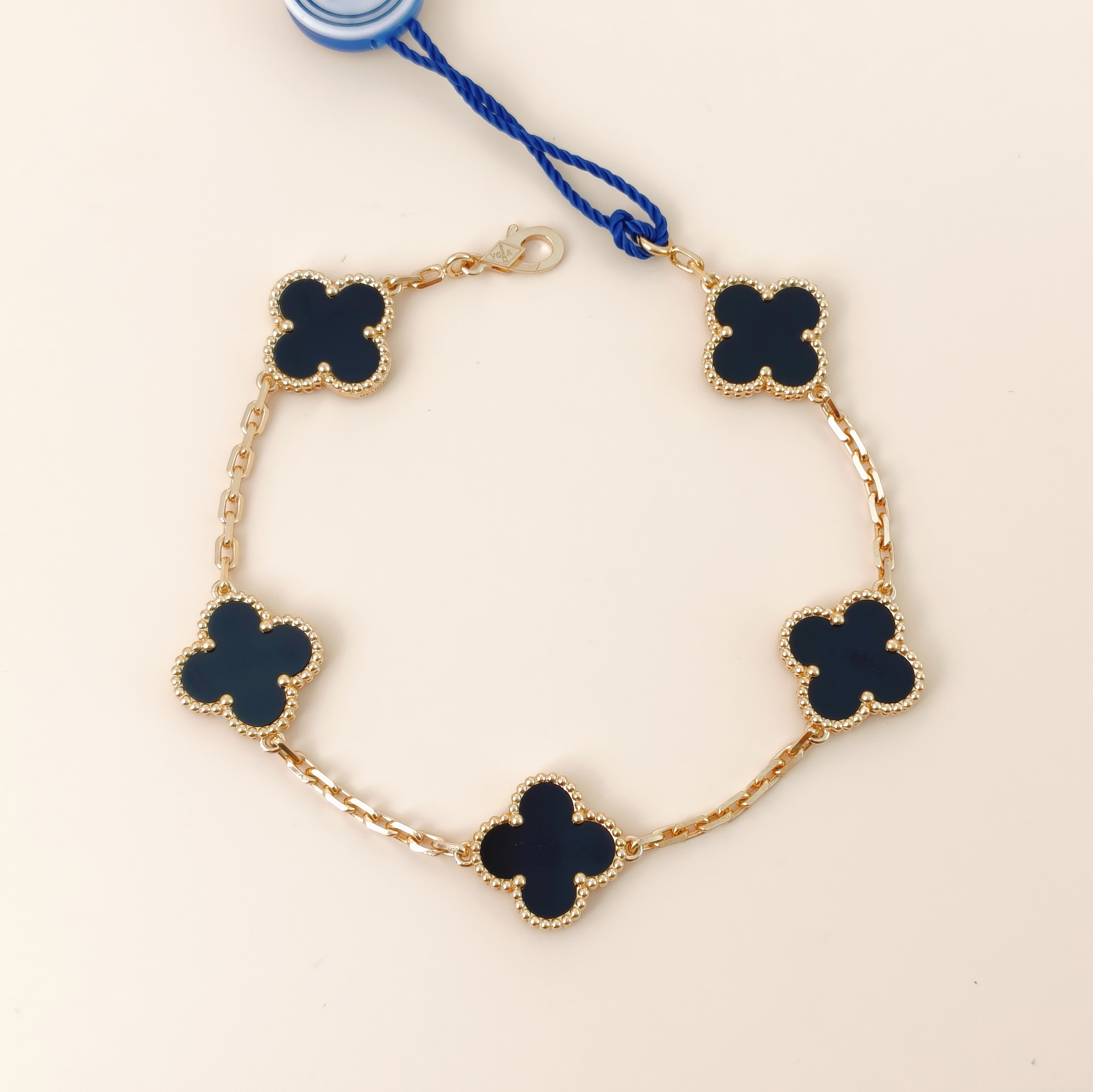 Van Cleef & Arpels Bracelet Alhambra Alhambra Collection Five-Motif Bracelet 18KY ellow Gold Vintage Small19cm