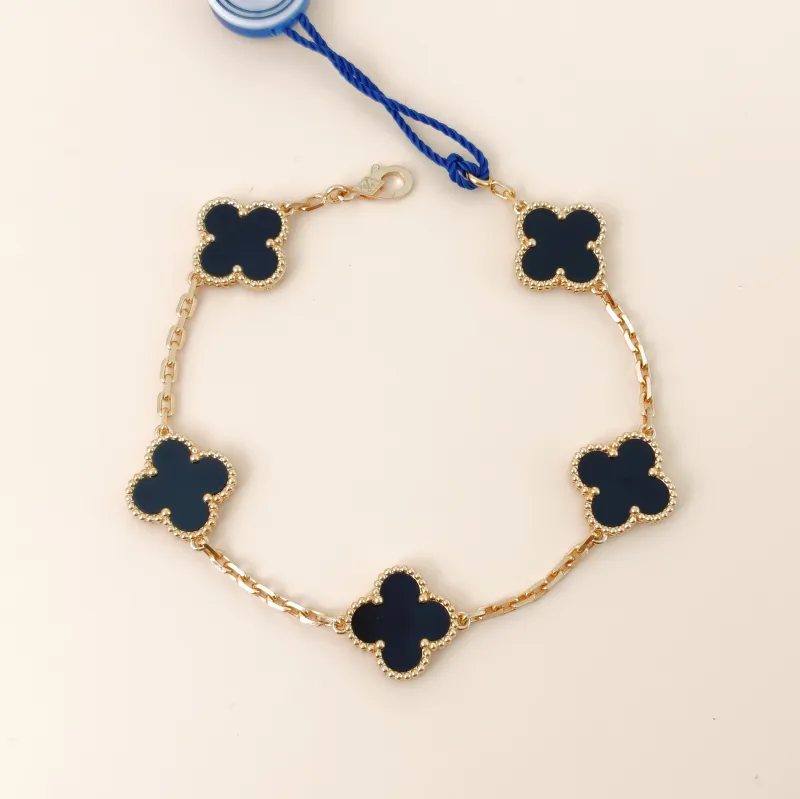 Van Cleef & Arpels Bracelet Alhambra Alhambra Collection Five-Motif Bracelet 18KY ellow Gold Vintage Small19cm