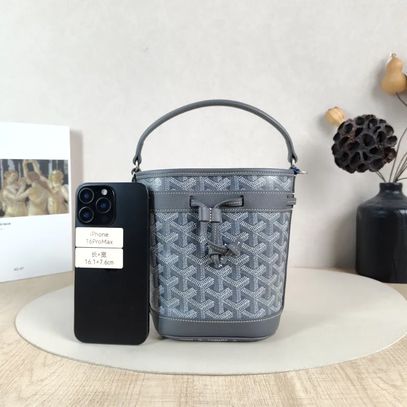 GOYARD Crossbody Bag Petit Flot Grey ine Canvasmini12 × 10 × 17.5 cm — cover view 5 of 6