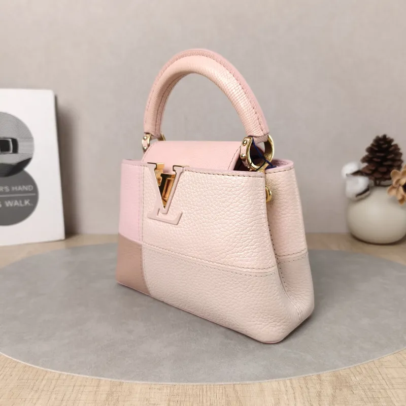 Louis Vuitton Crossbody Bag Capucines Pink Colorblock Calfskin · mini21 × 8 × 14 cm — cover view 3 of 5