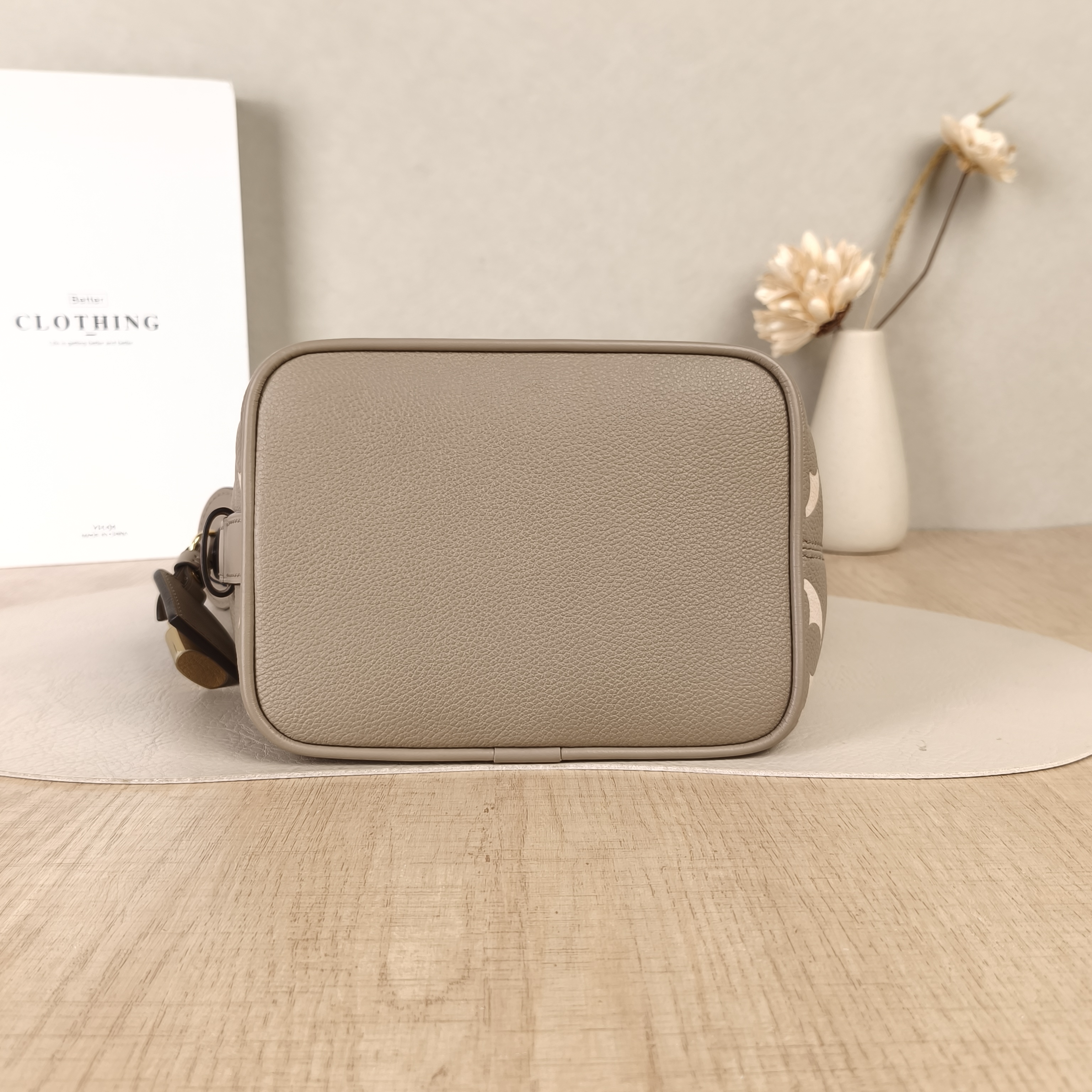 Louis Vuitton Top Handle Bag ALL IN BB · White Empreinte Embossed Calfskin BB18 × 12 × 16 cm — cover view 4 of 6