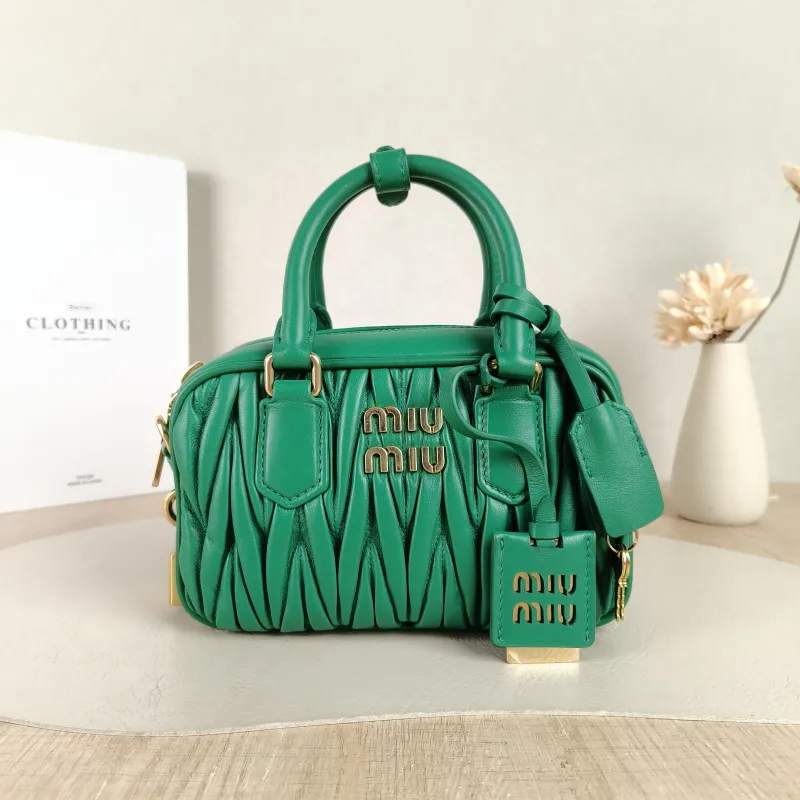 Miumiu Top Handle Bag Arcadie MatelasséCollection Edition Green Lambskin Small 19 × 6 × 13 cm