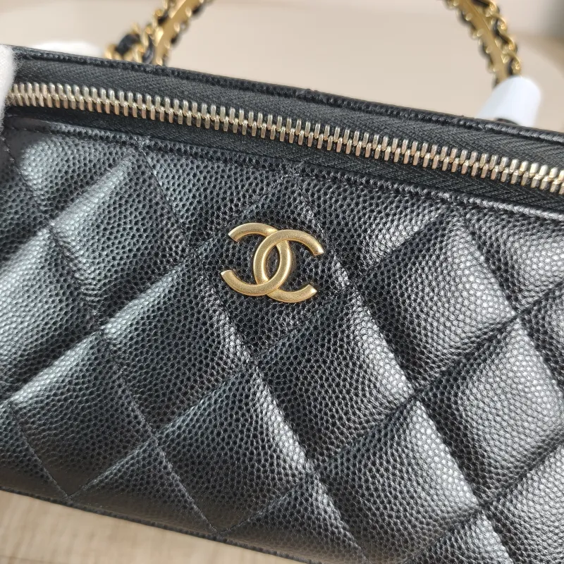 Chanel Crossbody Bag Edition Black Calfskin One Size16 × 8 × 9.5 cm — detail view 12 of 12