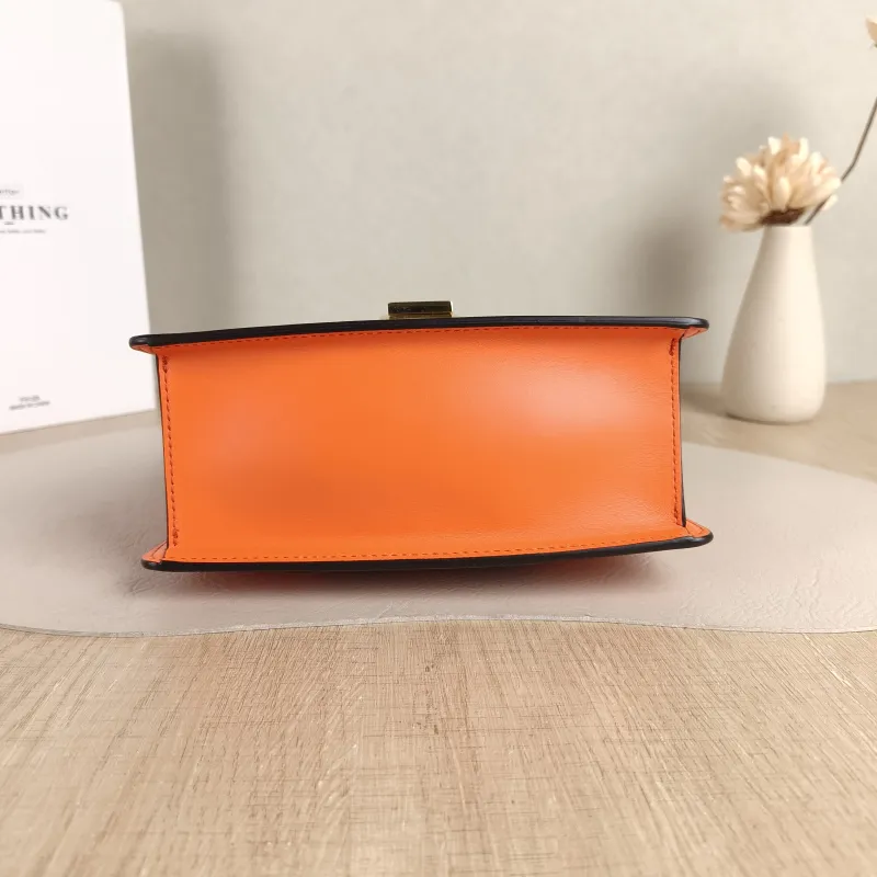 GUCCI Crossbody Bag Sylvie Edition Red Calfskin Mini 20 × 8 × 14 cm — cover view 4 of 5
