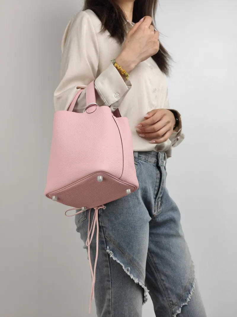 Hermès Top Handle Bag Picotin Lock 18 18 Pink Taurillon Clemence TC Calfskin Small 18 × 13 × 18 cm K — on-model view 1 of 2