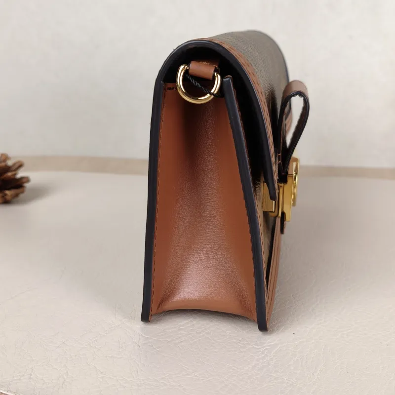 Louis Vuitton Crossbody Bag Dauphine Woc Woc Monogram PVC One Size 18.5 × 5 × 12 cm — detail view 4 of 11