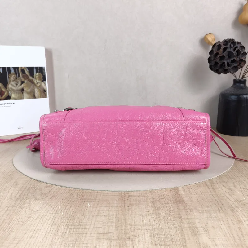 BALENCIAGA Crossbody Bag Classic City Red Waxed Leather Small30 × 10 × 21 cm — cover view 2 of 5