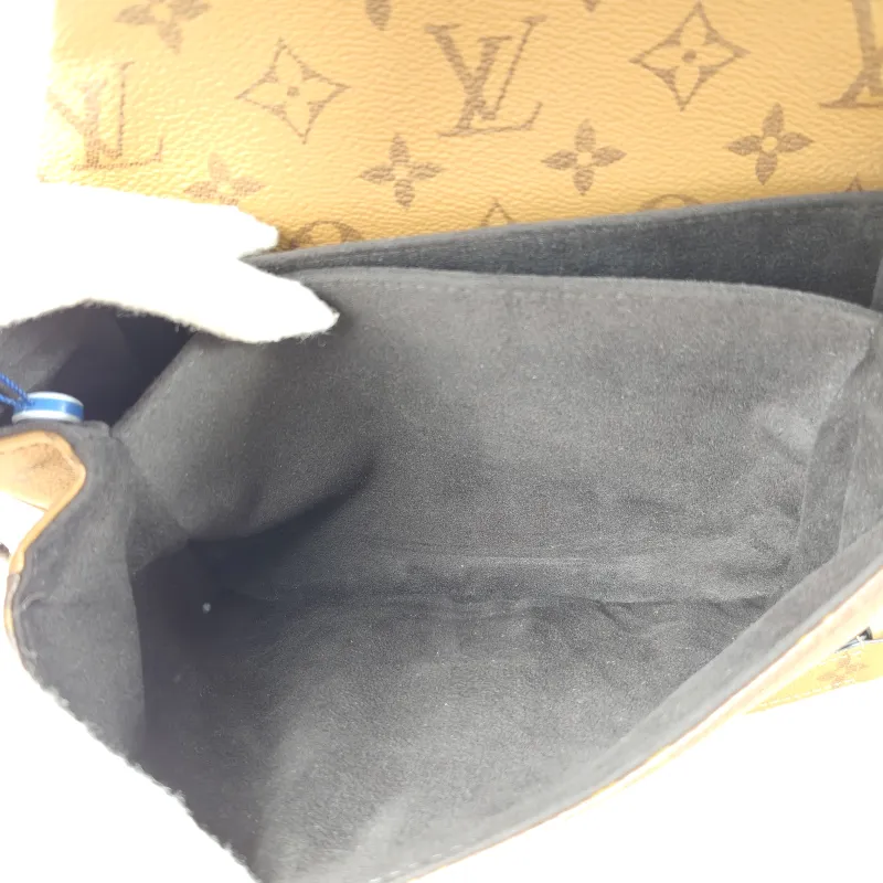 Louis Vuitton Crossbody Bag Pochette Métis Monogram Colorblock PVC Medium 25 × 7 × 19 cm — detail view 3 of 14