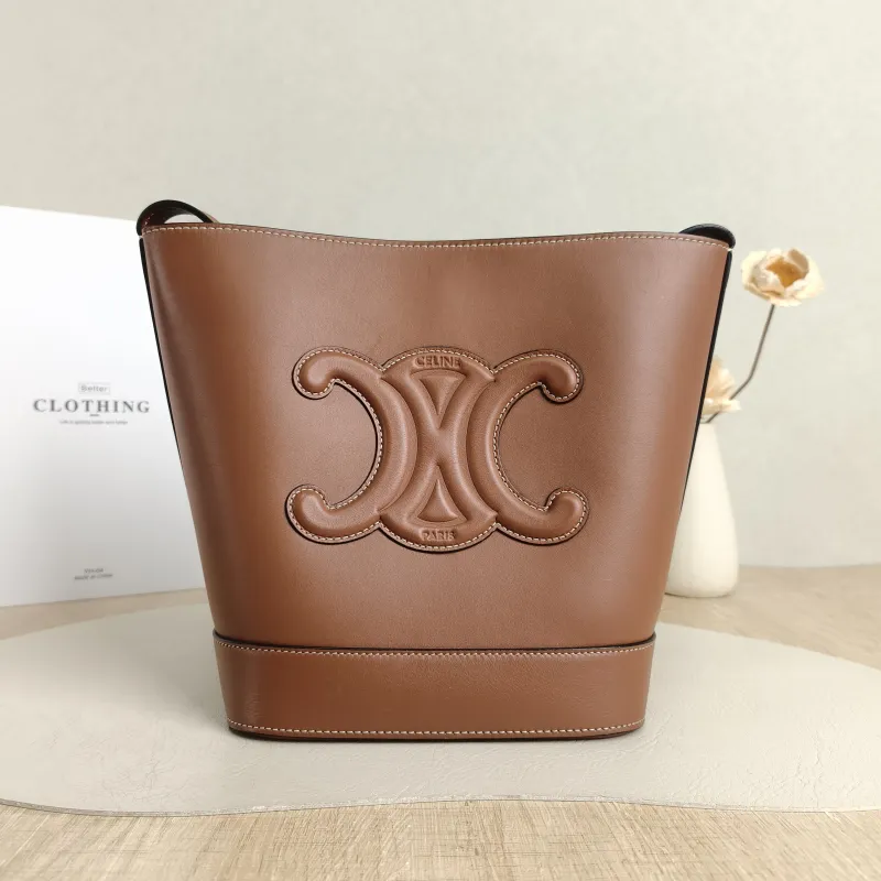 CELINE Shoulder Bag BUCKET TRIOMPHE Bucket Bag Calfskin Small17 × 10 × 22 cm