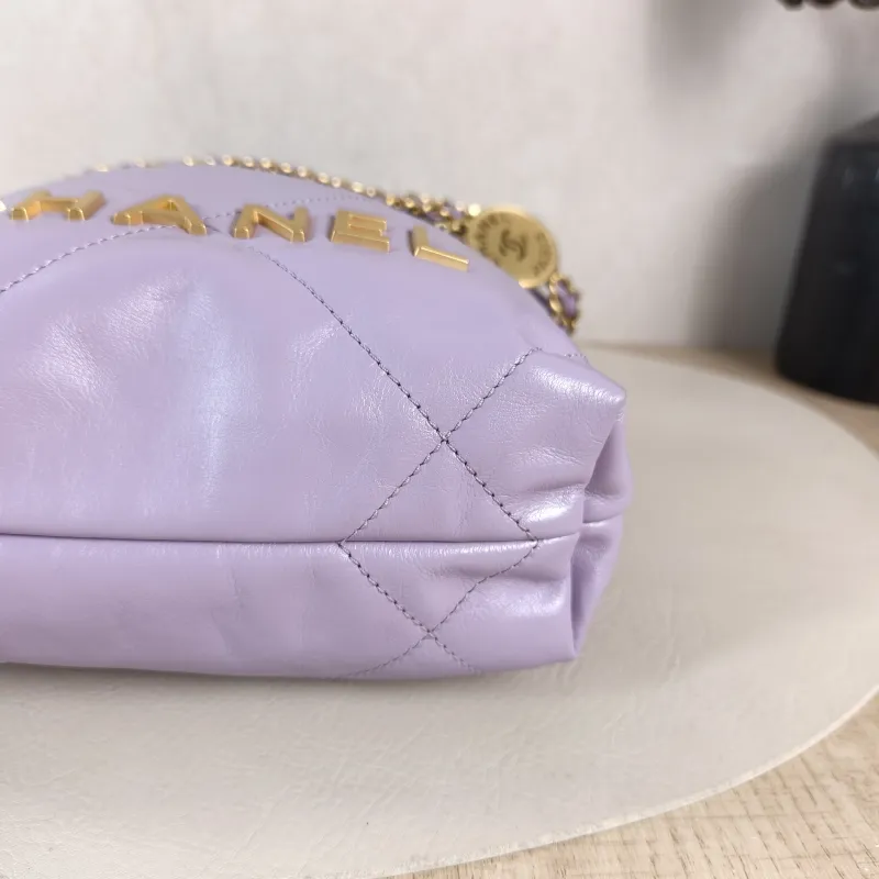 Chanel Crossbody Bag 22Bag Calfskin Mini 20 × 6 × 19 cm — detail view 6 of 10