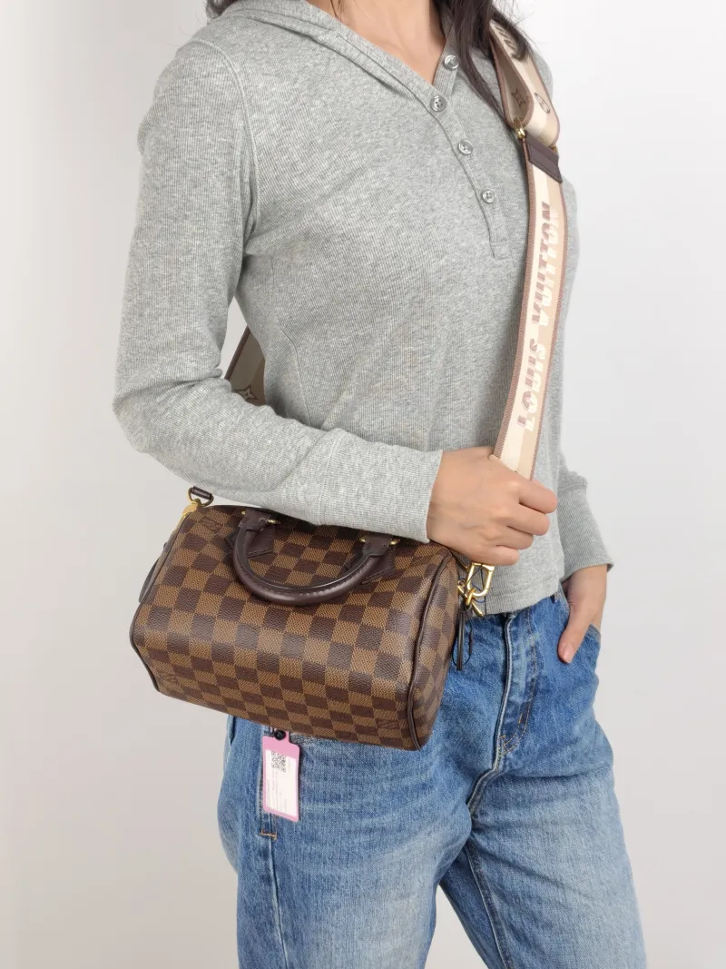 Louis Vuitton Crossbody Bag Speedy20 Shoulder Strap PVC Small 20.5 × 12 × 13.5 cm — on-model view 3 of 3