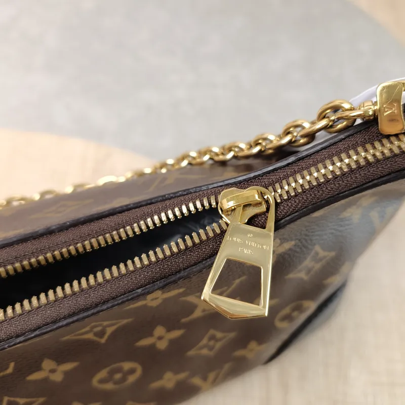 Louis Vuitton Crossbody Bag Boulogne PVC Small 26 × 9.5 × 16 cm — detail view 1 of 15