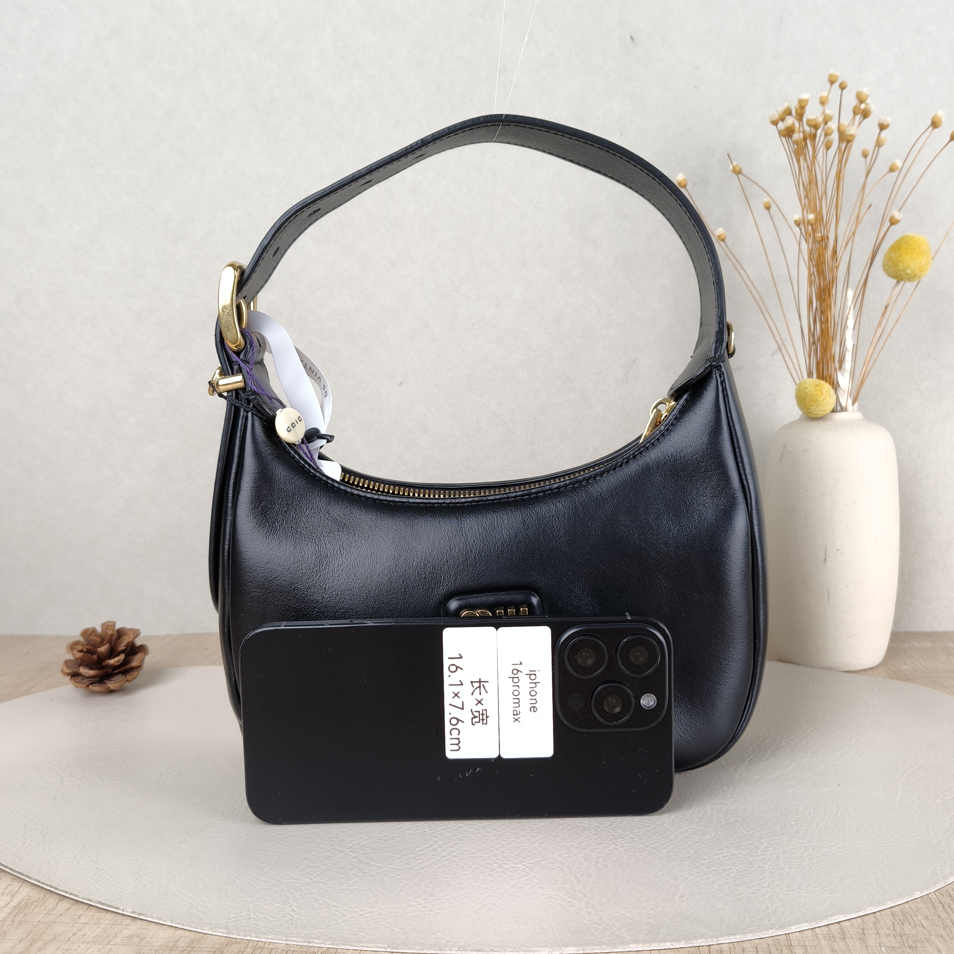 Miumiu Shoulder Bag Wander Hobo Black Calfskin Small20 × 6 × 17 cm — cover view 4 of 5