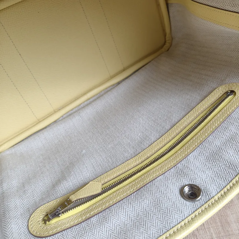 Hermès Top Handle Bag Garden Party 30 30 1Z Epsom Calfskin Medium 30 × 13 × 21 cm Z — detail view 1 of 11
