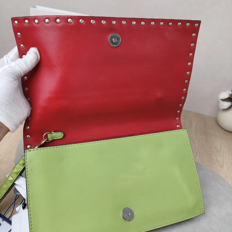 Valentino Clutch Clutch Colorblock Calfskin One Size28 × 2 × 17 cm — detail view 13 of 16