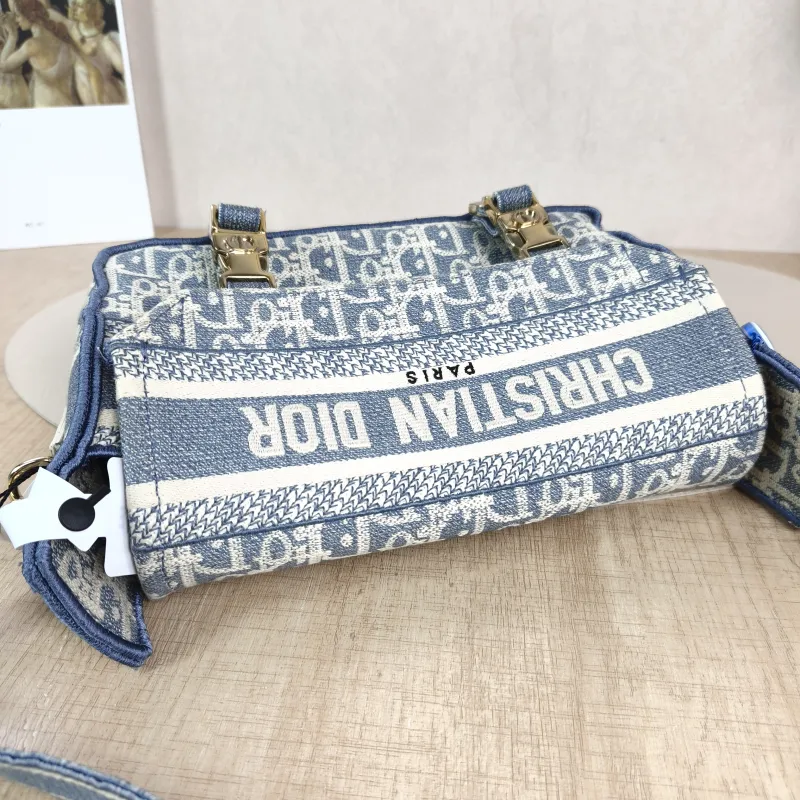 DIOR Crossbody Bag camp Messenger Bag Canvas Small23 × 8 × 15 cm — detail view 6 of 12