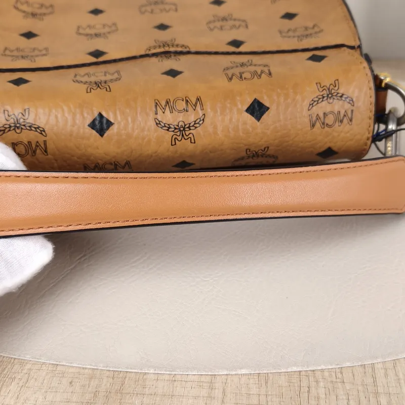 MCM Crossbody Bag Top Handle Crossbody Bag One Size 20.5 × 8.5 × 18 cm — detail view 11 of 12