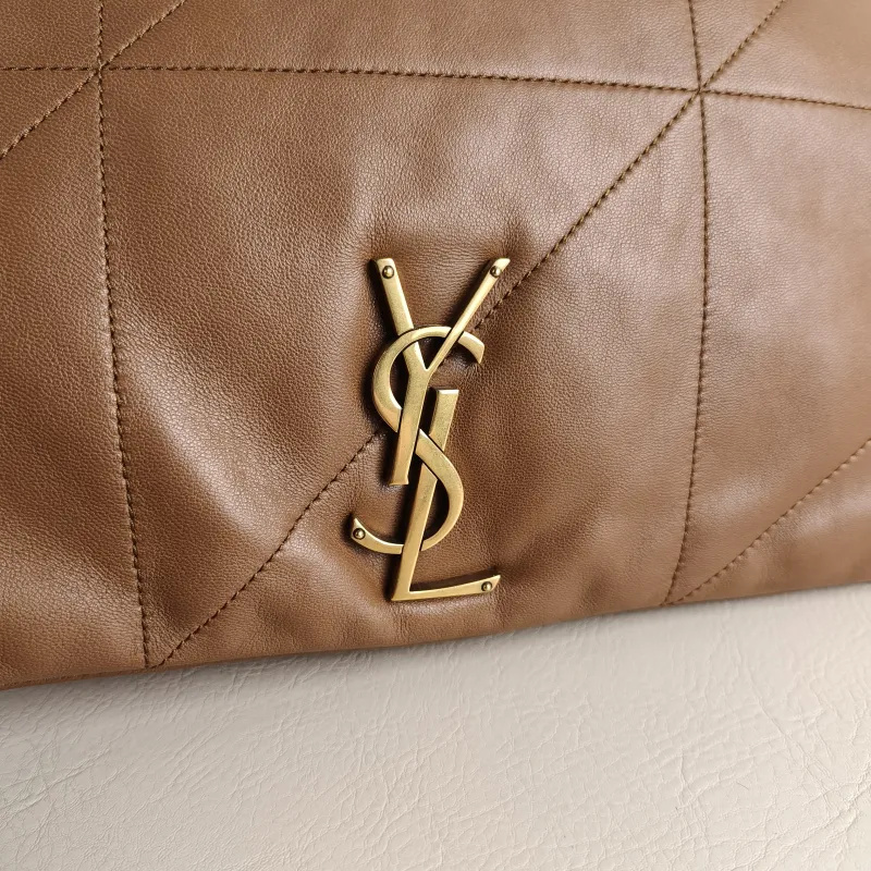 SAINT LAURENT Crossbody Bag Jamie 4.3 Chain Bag Caramel Lambskin Large 43 × 9 × 29 cm — detail view 7 of 11