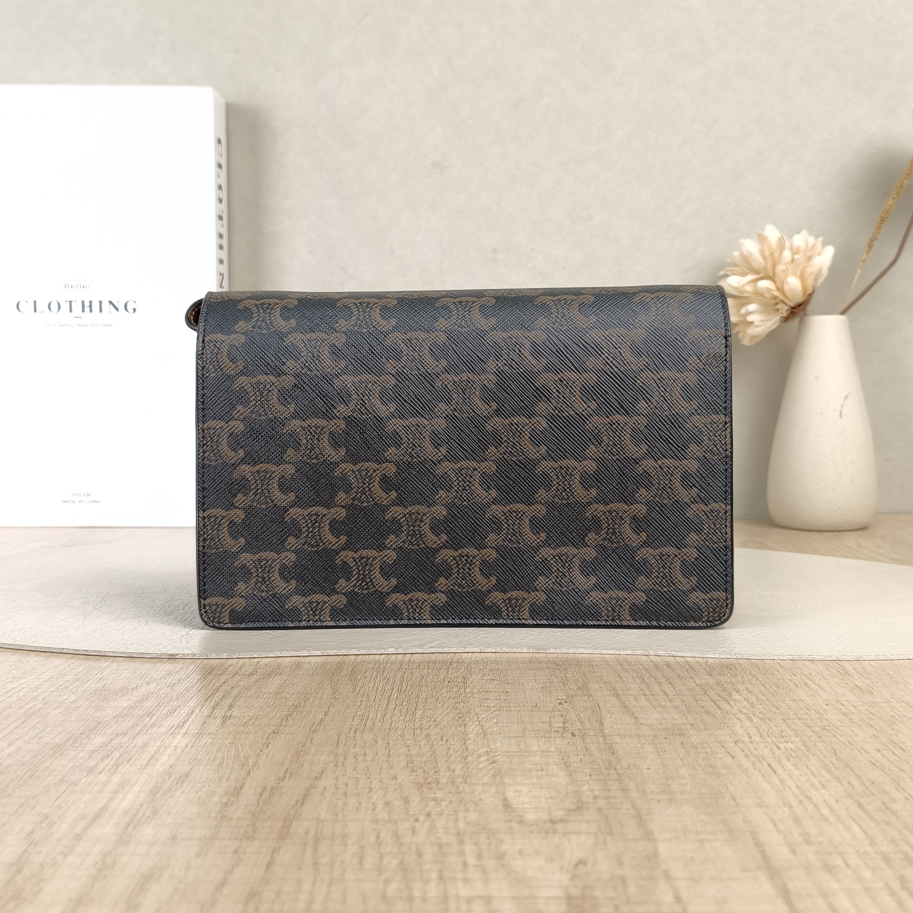CELINE Crossbody Bag TRIOMPHE Clutchwoc Monogram PVC 20 × 6 × 12 cm — cover view 2 of 5