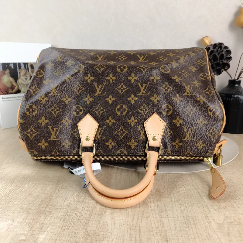 Louis Vuitton Top Handle Bag Speedy35 Edition-Monogram PVC 35 × 18 × 23 cm — detail view 4 of 9