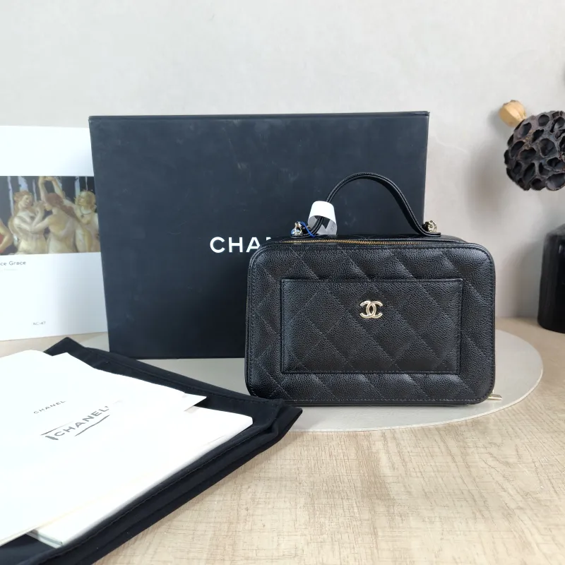 Chanel Crossbody Bag Black Grained Calfskin Mini 19.5 × 8.5 × 12 cm — cover view 6 of 6