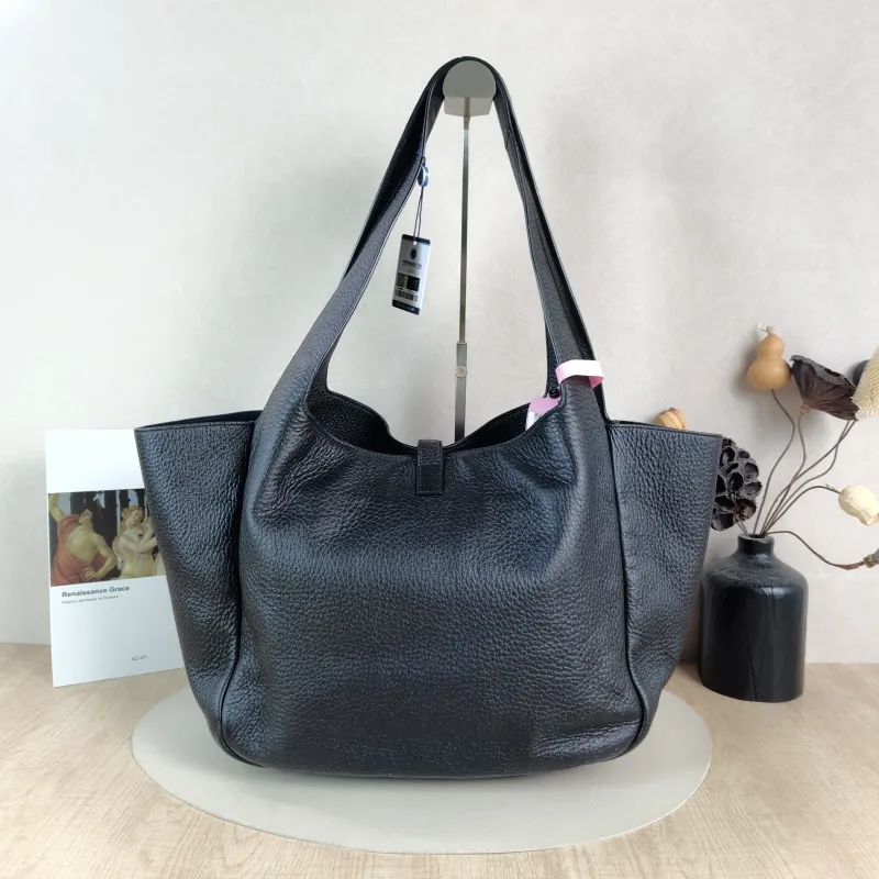 SAINT LAURENT Shoulder Bag LE 5 À 7 BEA Black One Size 50 × 18 × 28 cm — cover view 4 of 5
