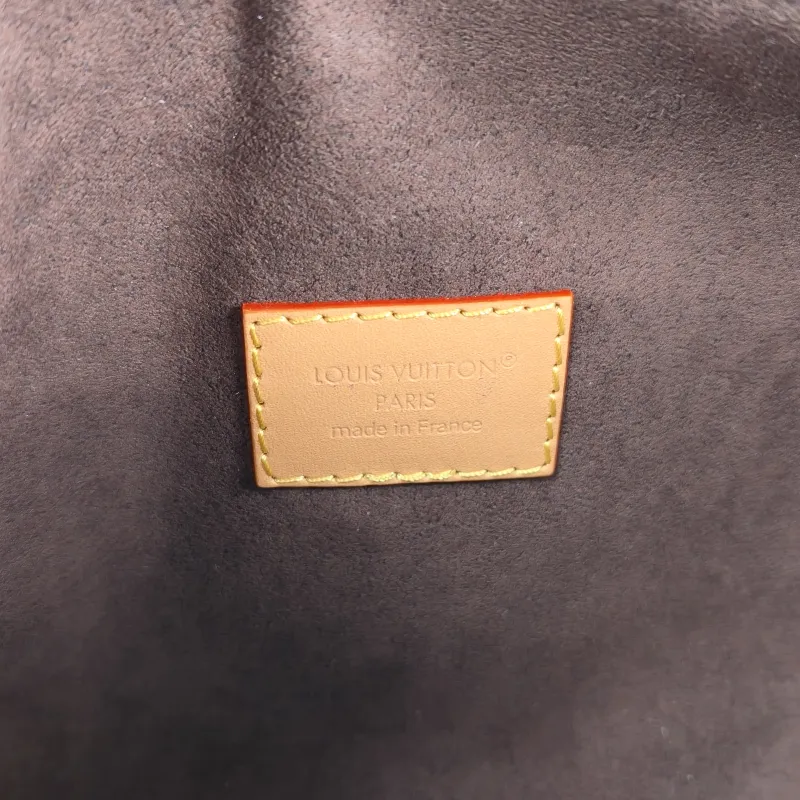 Louis Vuitton Shoulder Bag Pochette Mia Monogram PVC One Size 22 × 8 × 14.5 cm — detail view 7 of 10