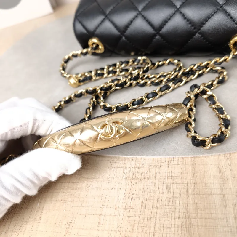 Chanel Crossbody Bag24b Crossbody Bag Black Lambskinmini18 × 6 × 11 cm — detail view 15 of 15