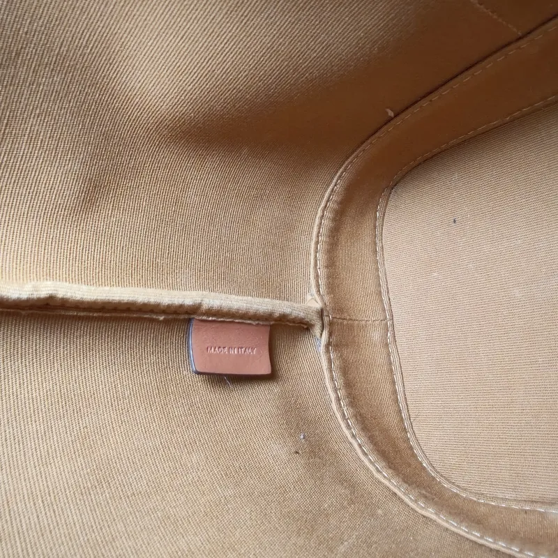 CELINE Crossbody Bag Triomphe Bucket Bag Monogram PVC Small22 × 13 × 26 cm — detail view 2 of 11