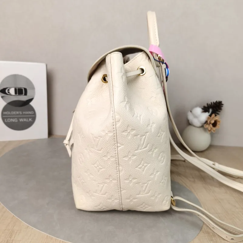 Louis Vuitton Backpack Montsouris Backpack White Calfskin Small 23 × 15 × 27 cm — detail view 11 of 14