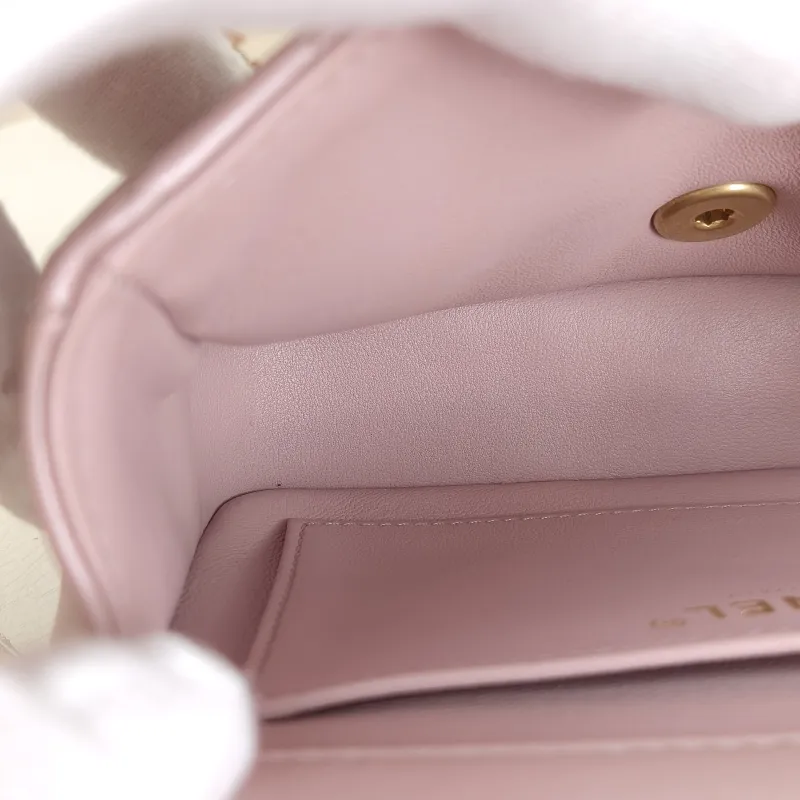 Chanel Crossbody Bag24p Pearl Pink Lambskinmini17 × 5 × 13 cm — detail view 5 of 15
