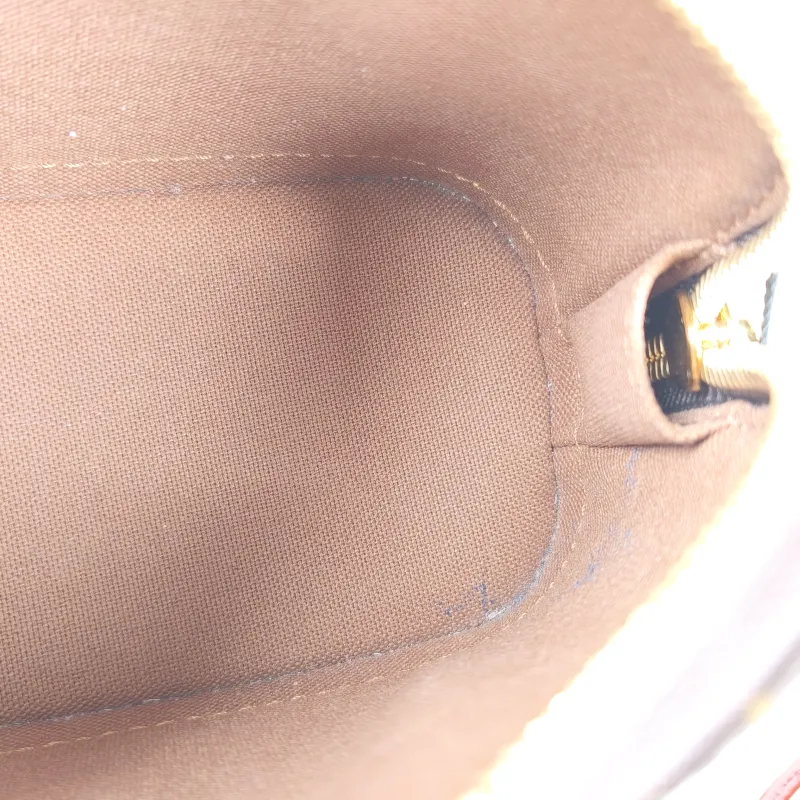 Louis Vuitton Crossbody Bag Alma Nano Monogram PVC nano 18 × 8 × 12 cm — detail view 4 of 9