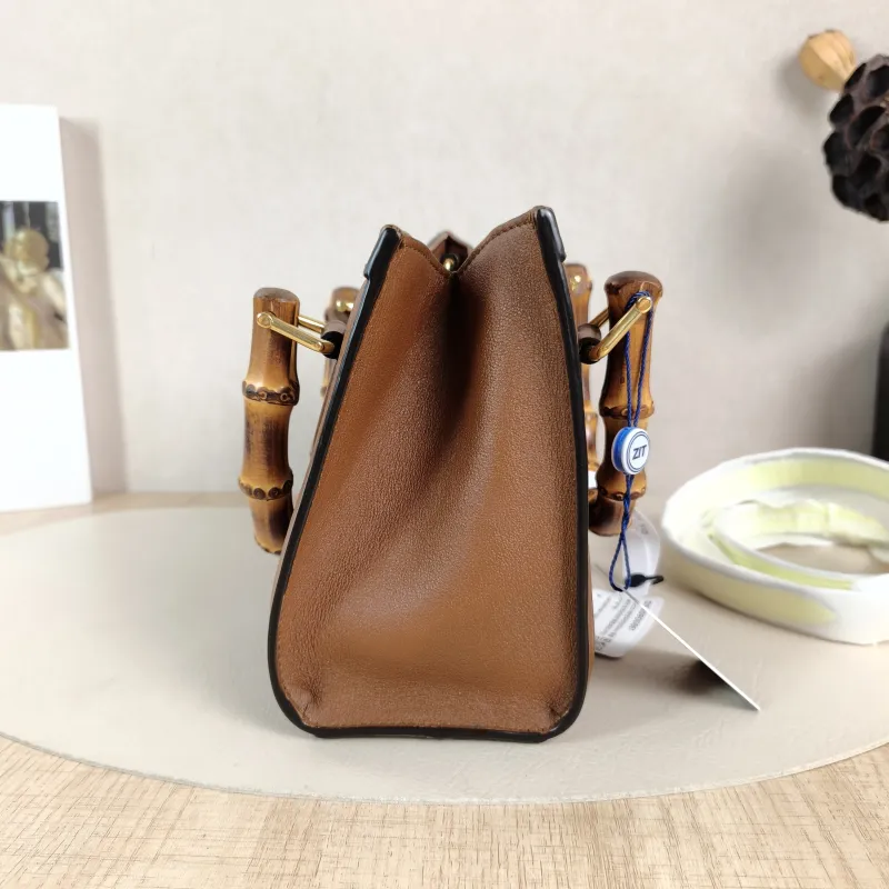 GUCCI Top Handle Bag Diana Top Handle Bag Caramel Calfskin Small 20 × 10 × 16 cm — detail view 5 of 12