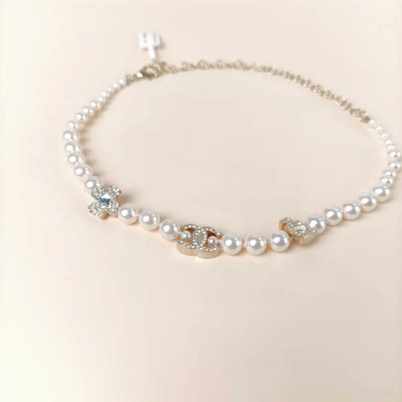 Chanel Necklace Clogo Necklace White Pearl One Size 44cm — cover view 7 of 8
