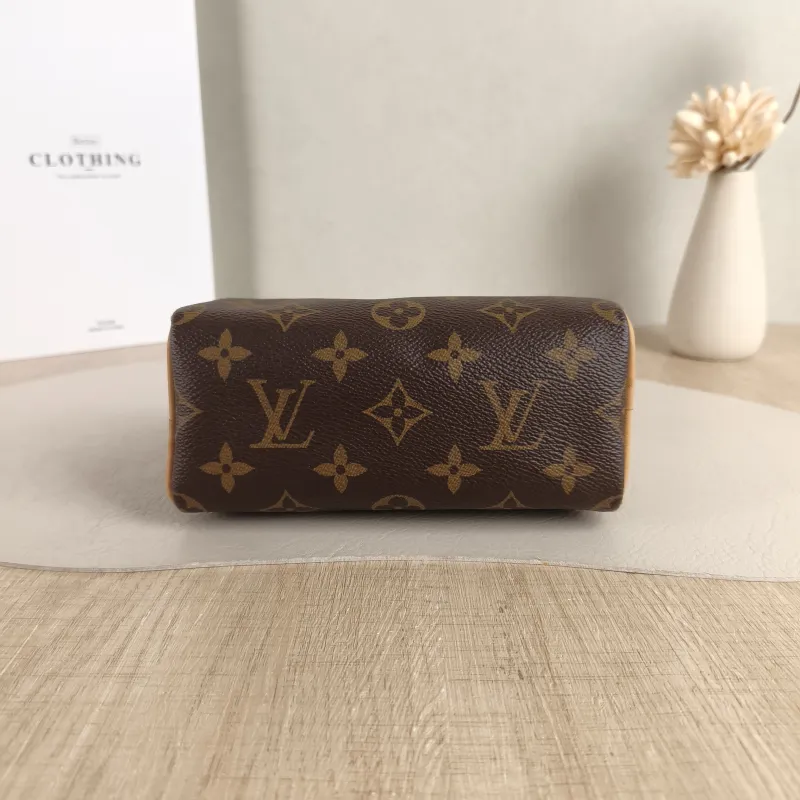 Louis Vuitton Crossbody Bag Speedy Nano Shoulder Strap PVC nano 16 × 7.5 × 10 cm — cover view 5 of 5