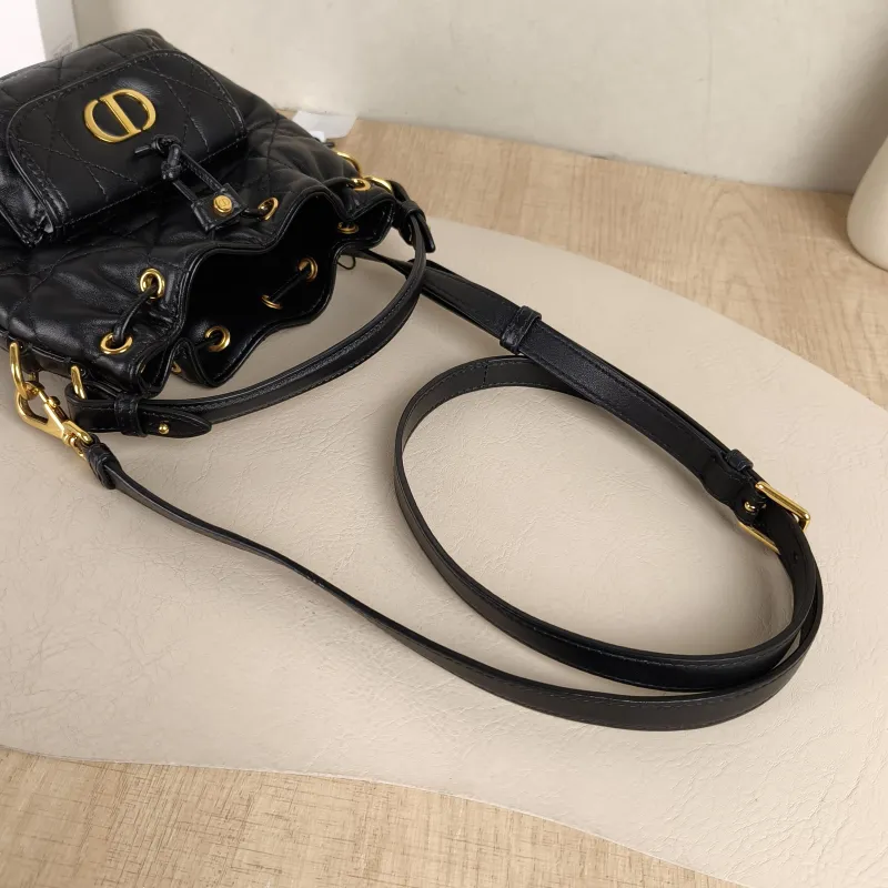 DIOR Crossbody Bag Caro Bucket Bag Black Lambskinmini14 × 7 × 15 cm — detail view 6 of 12