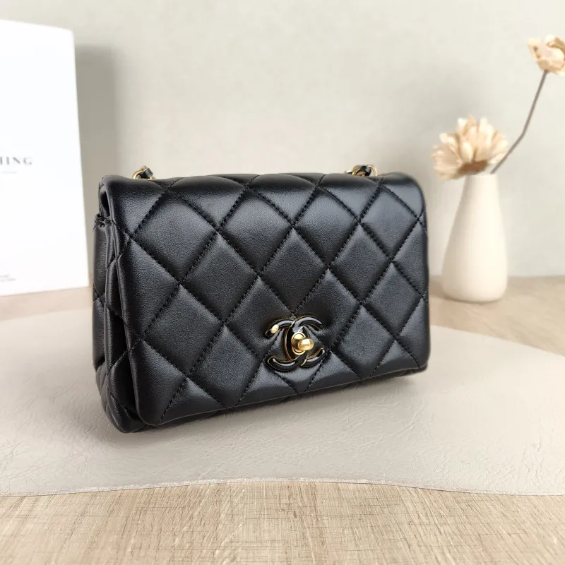 Chanel Crossbody Bag C Edition Black Lambskin Mini 18 × 7 × 12 cm — cover view 4 of 6