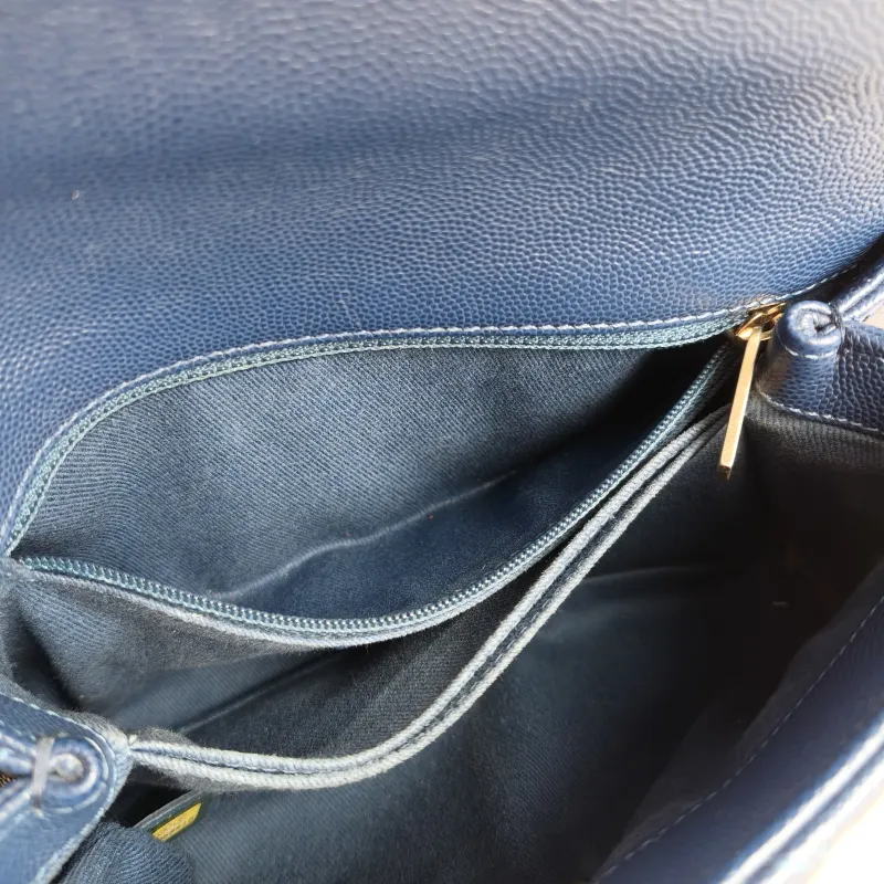 Chanel Top Handle Bag Coco Handle​ Grained Calfskin Small 24 × 10 × 14 cm 25 — detail view 4 of 12