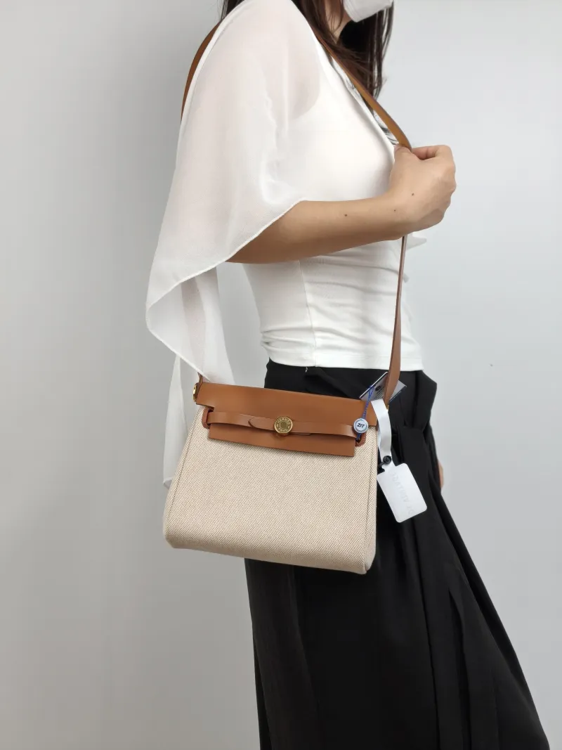 Hermès Shoulder Bag Herbag Zip 20 Beige Brown Calfskin，Canvas Mini 20 × 7 × 17 cm K — on-model view 1 of 2