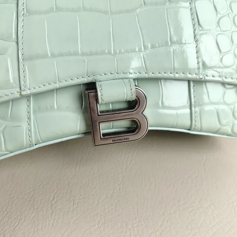 BALENCIAGA Crossbody Bag Hourglass Hourglass Bag Green Calfskin Mini 19 × 5 × 12 cm — detail view 7 of 11
