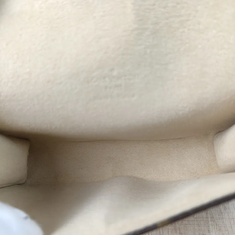 Louis Vuitton Shoulder Bag Shoulder Crossbody Bag Monogram PVC 16 × 4 × 10 cm — detail view 5 of 13