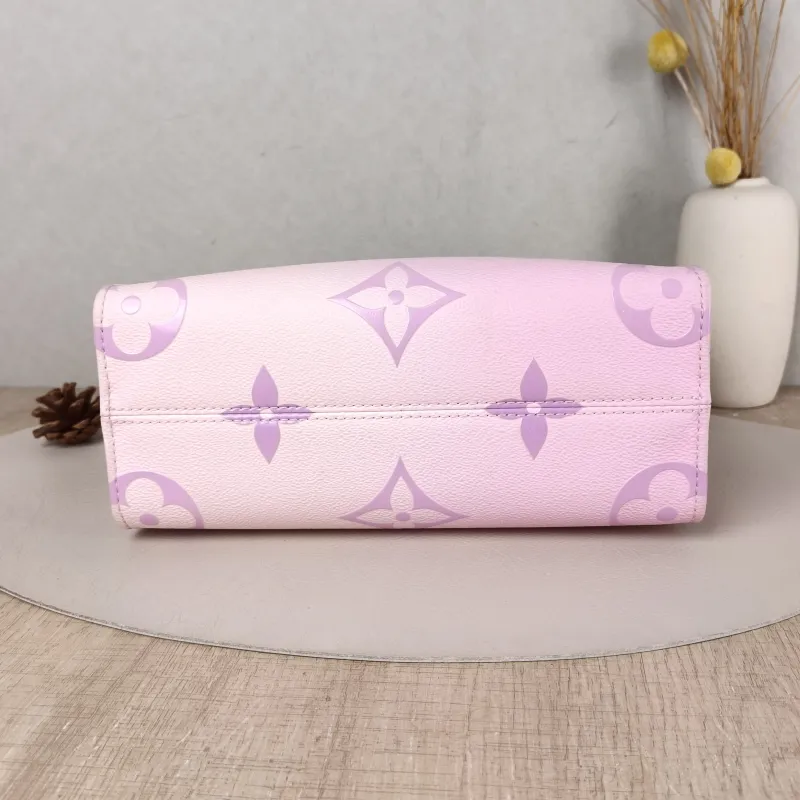 Louis Vuitton Shoulder Bag Onthego PVC Small 25 × 11.5 × 19 cm — cover view 4 of 5