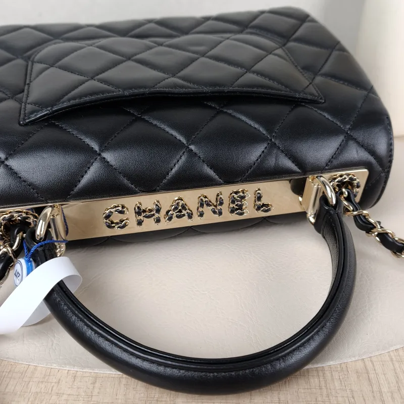 Chanel Crossbody Bag 23s trendy cc Black Lambskin Small 25 × 12 × 17 cm — detail view 3 of 15