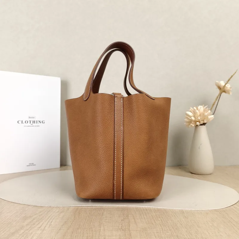 Hermès Top Handle Bag Picotin Lock 18 1834 Saddle Leather Small18 × 13 × 18 cm — cover view 2 of 5