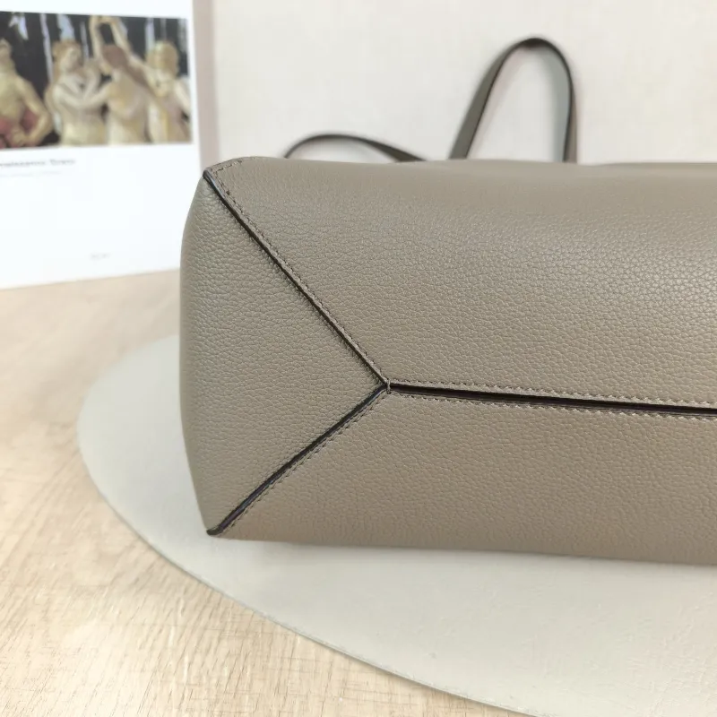 LOEWE Shoulder Bag Puzzle Fold Shopping Tote Dark Grey Calfskin Medium 31.5 × 12.5 × 29 cm — detail view 3 of 14